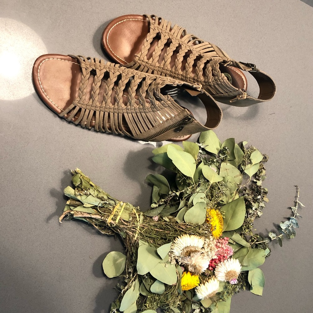 G by Guess Gladiator sandals
